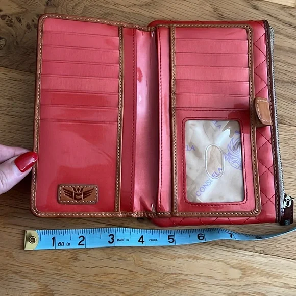 NWOT - CONSUELA - Quilted Red bifold Wallet light red - Picture 8 of 10